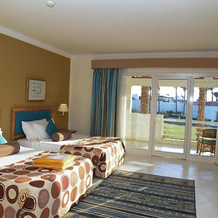 Pickalbatros Golf Beach Resort Sharm el-Sheik Eksteriør bilde A room at the Hilton Sharm El Sheikh