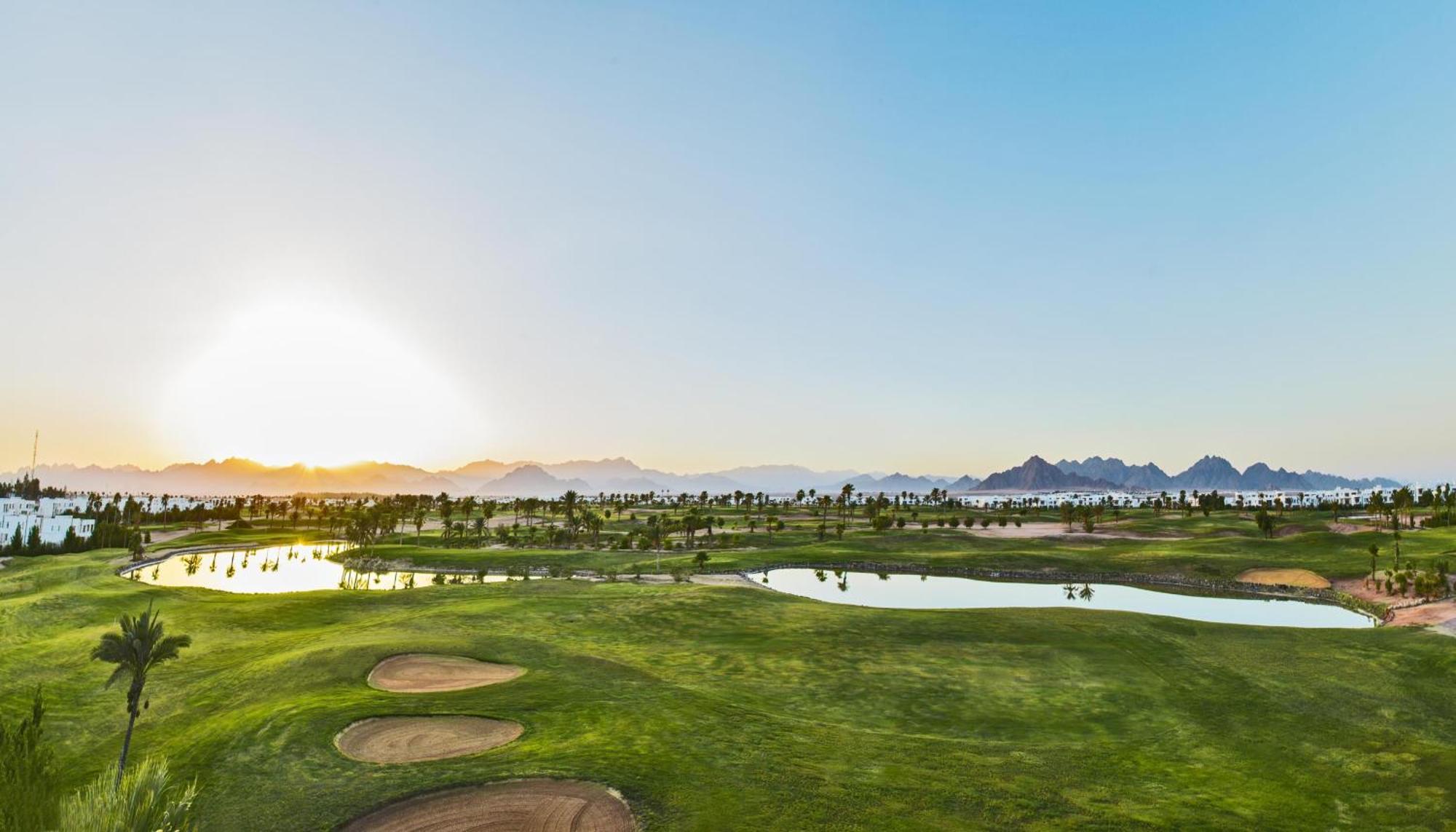 Pickalbatros Golf Beach Resort Sharm el-Sheik Eksteriør bilde Golf course at the Arizona State University Polytechnic campus